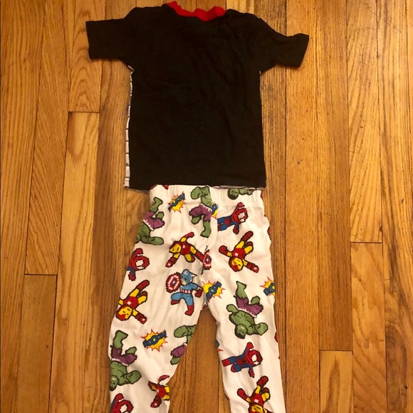 Superhero Pajama Set - Picture 5 of 6